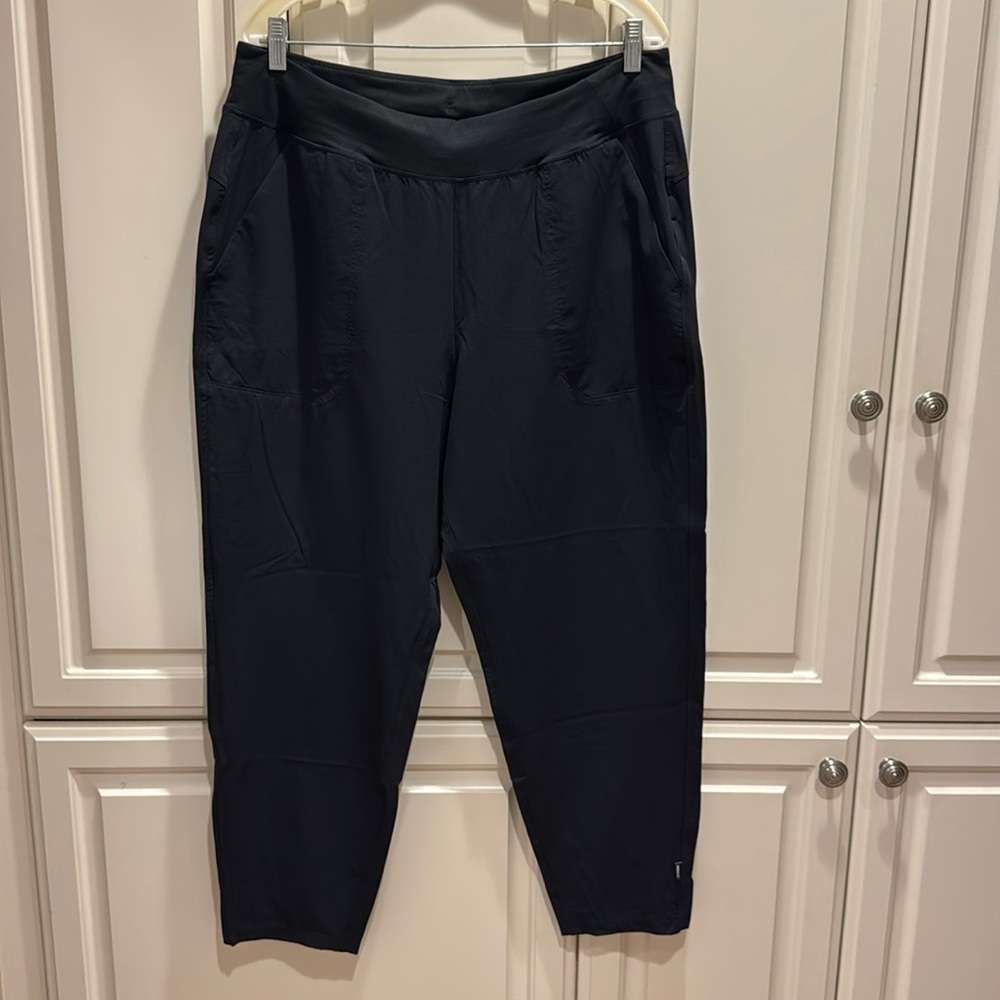 REI women’s Trailmade jogger